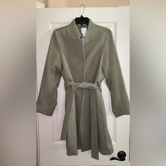 💚 BNWT H&M Light Green Knee-Length Coat with Belt and Stand-up Collar Size 6 💚 - Picture 4 of 12